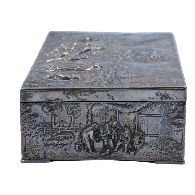 Casetă din argint - TreasureTrove